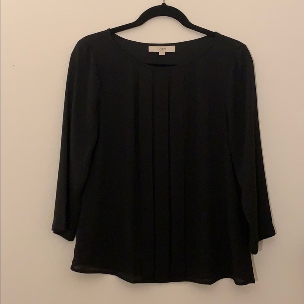 Black front pleat LOFT blouse